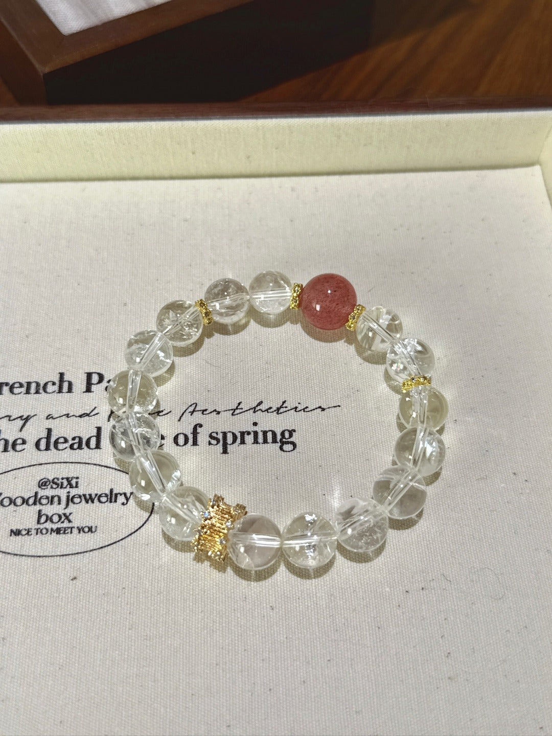 ▫️▪️ White Ace Strawberry Crystal Bracelet